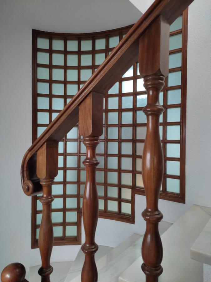San Basilio'S Red House Bed & Breakfast กอร์โดบา ภายนอก รูปภาพ