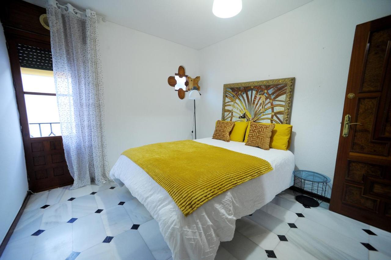 San Basilio'S Red House Bed & Breakfast กอร์โดบา ภายนอก รูปภาพ