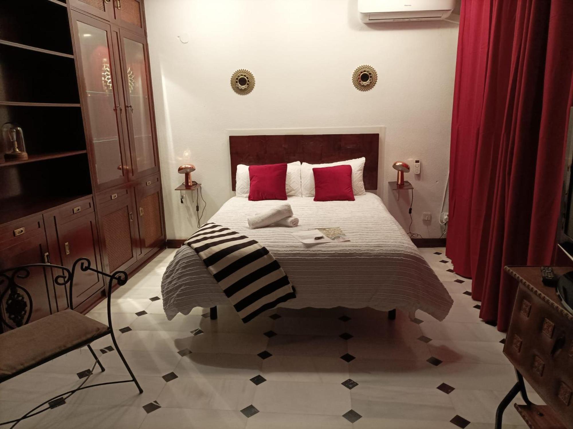San Basilio'S Red House Bed & Breakfast กอร์โดบา ห้อง รูปภาพ